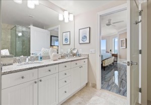 gg-1501-42-primary-bath.jpg