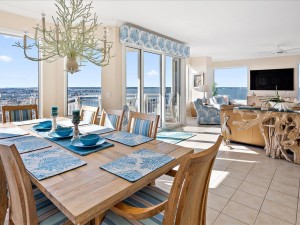 gg-1501-5-dining-living.jpg