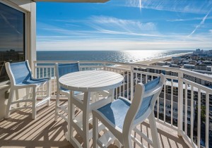 gg-1501-57-balcony.jpg