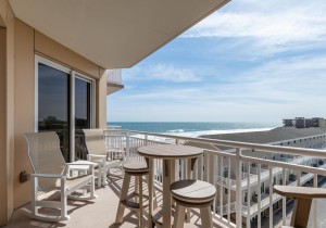 gateway405-1balcony.jpg
