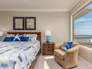 gateway405-22masterbedroom.jpg