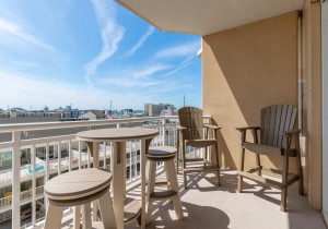 gateway405-3balcony.jpg