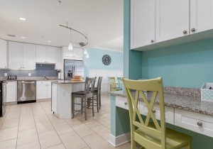 gateway1402-12-kitchen.jpg