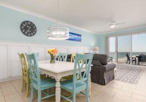 gateway1402-13-dining-living.jpg