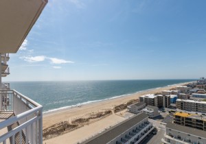 gateway1402-2-view-of-ocean.jpg