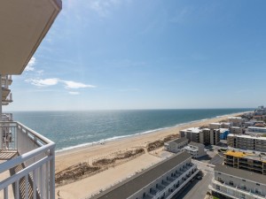 gateway1402-2-view-of-ocean.jpg