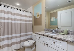 gateway1402-7-bath-2.jpg