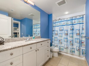 gateway1402-9-bath-3.jpg