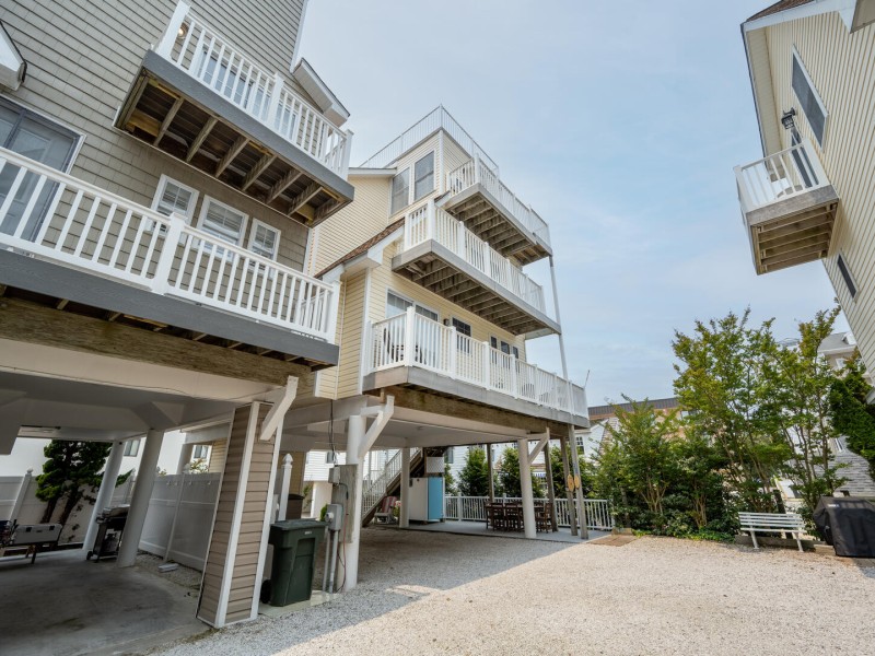 wight14205-9b-1-exterior.jpg