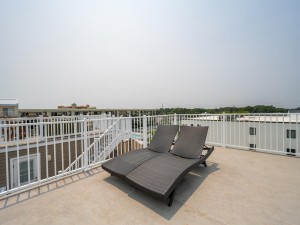 wight14205-9b-18-upper-deck.jpg