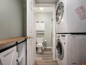 wight14205-9b-21-laundry-and-bath.jpg