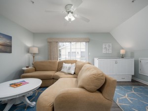 wight14205-9b-25-upstairs-family-room-new.jpg