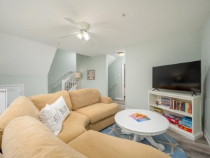 wight14205-9b-27-upstairs-family-room.jpg