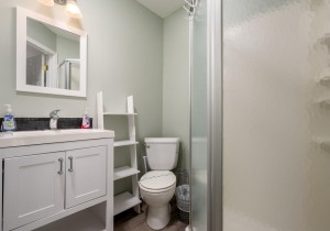 wight14205-9b-32-bath.jpg
