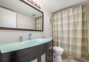 atlantis1606-14-bath.jpg