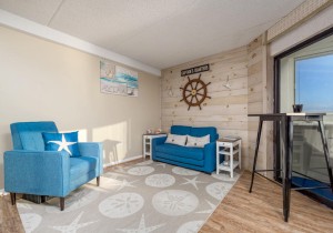 atlantis1606-5-sitting-area.jpg