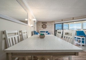 atlantis1606-7-dining.jpg