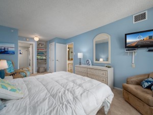 braemar1605-11-primary-bedroom.jpg