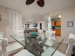 braemar1605-3-dining-area.jpg