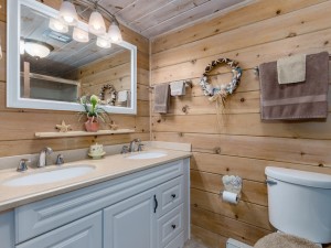 beachplace1-22bath.jpg