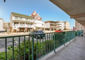 beachhouse106-14porch-view.jpg