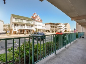 beachhouse106-14porch-view.jpg