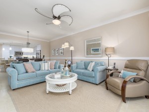 gateway1507-10livingarea.jpg