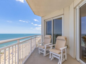 gateway1507-2balcony.jpg