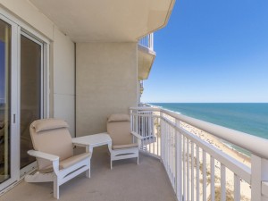gateway1507-3balcony.jpg