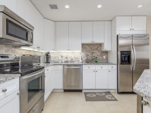 gateway1507-8kitchen.jpg