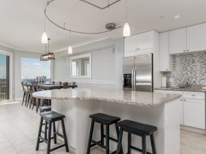 gateway13004-1-28-additional-dining.jpg