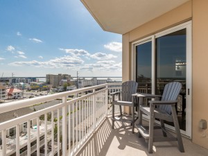 gateway13004-1-35-bay-view.jpg