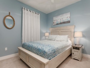 gateway13004-1-44-bedroom-2.jpg