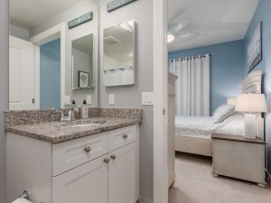 gateway13004-1-47-bedroom-2.jpg