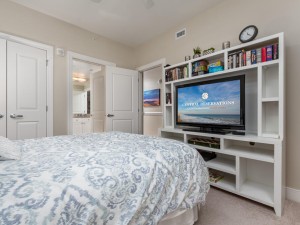 gateway1610-4b-bedroom-3.jpg