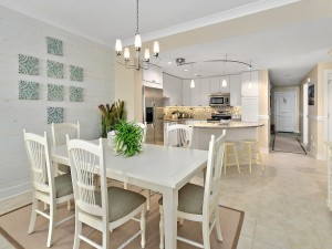 gw-1610-6-dining-kitchen.jpg