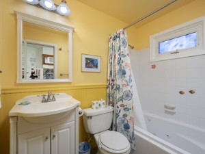 jammer105-10-bath.jpg