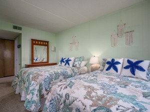 11-primary-bedroom.jpg