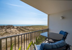 19-balcony.jpg