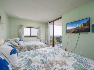 9-primary-bedroom.jpg