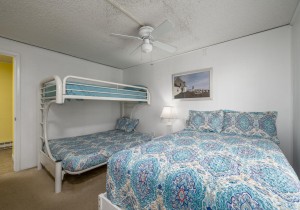 seasquire104-22-bedroom-3.jpg
