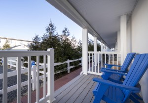 seasquire104-9-deck.jpg