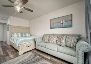marshalinn201-6-living-and-sleeping.jpg