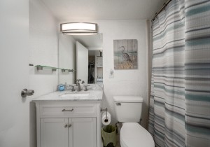 marshalinn201-7-bath.jpg