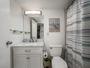 marshalinn201-7-bath.jpg