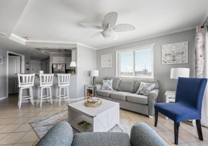 makai306-7-living-area.jpg