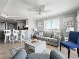 makai306-7-living-area.jpg