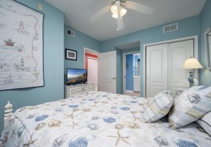 captivabay410-21-bedroom-2.jpg