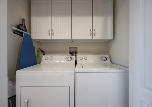captivabay410-23-laundry.jpg