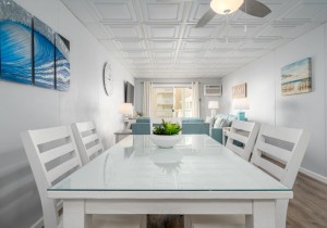 jammer302-3-dining-area.jpg